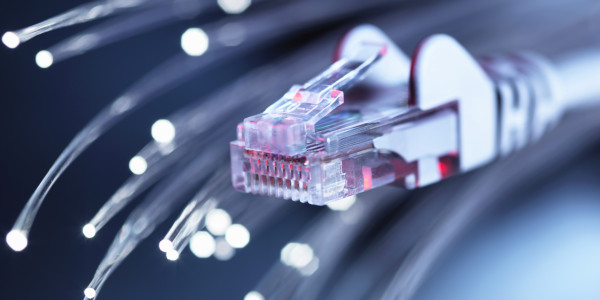 Redacción / Implantación / Legalización de Proyectos ICT Vergel · Legalización y Provisión de internet banda ancha y fibra óptica